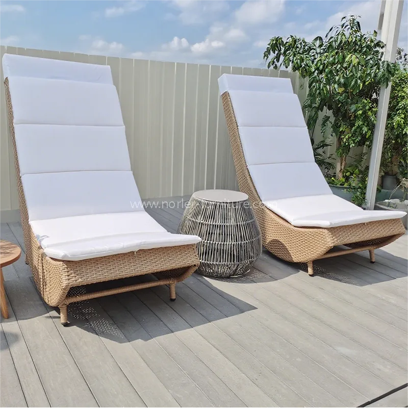 야외 레저 알루미늄 프레임 PE Rattan Sun Lounger